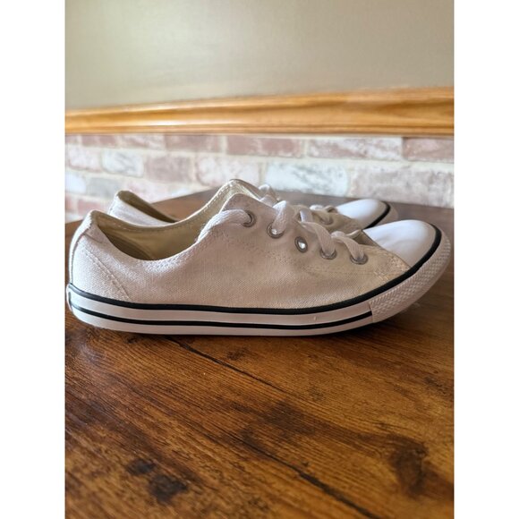 Converse All Star White Canvas Low Cut Sneakers Womens Size 7 Lace Up - Picture 2 of 10